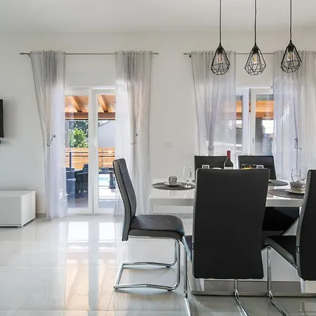 2 Bedroom Amazing In * Marcana